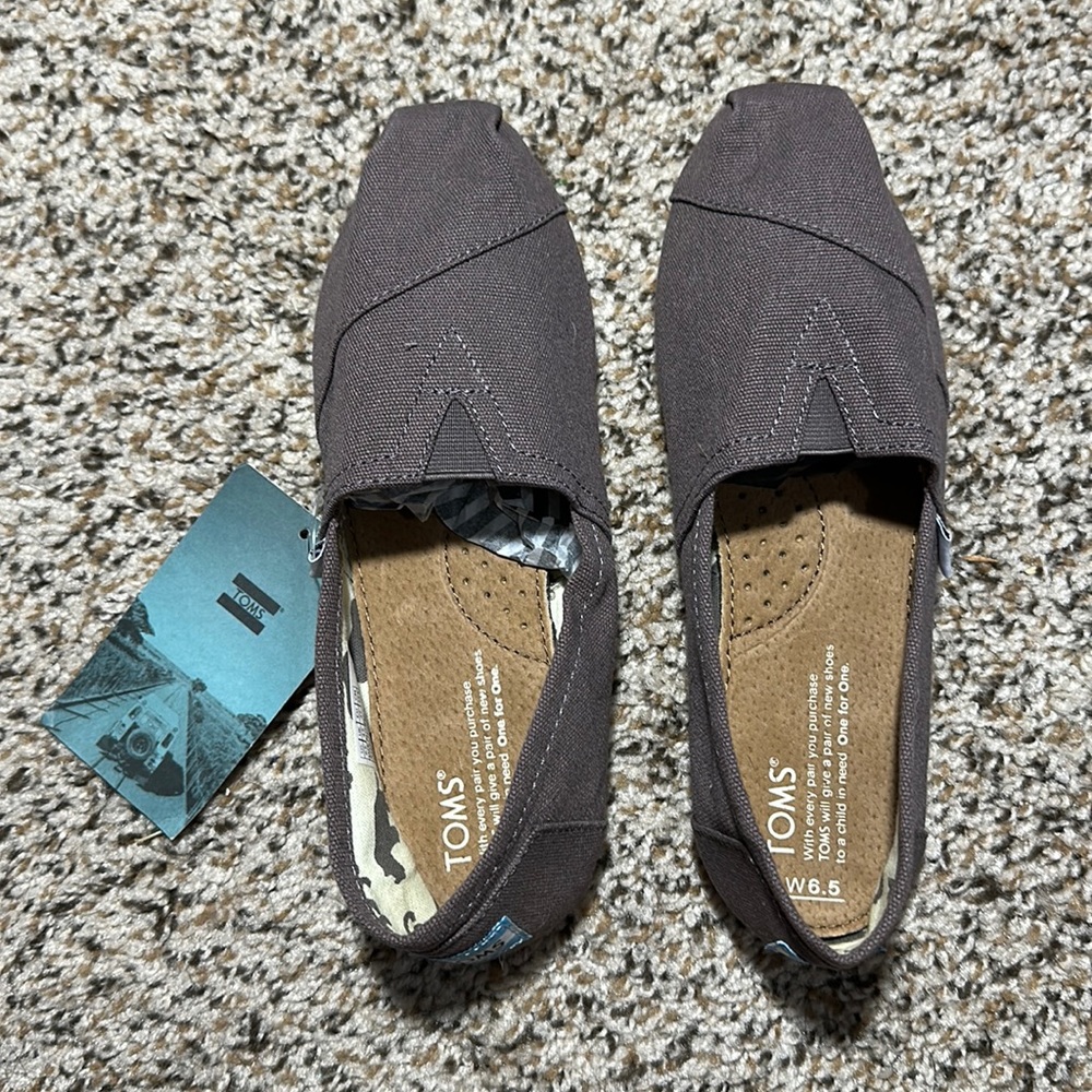 Toms Ash Alpargata Canvas Size: 6.5 Brand New w/ Tags